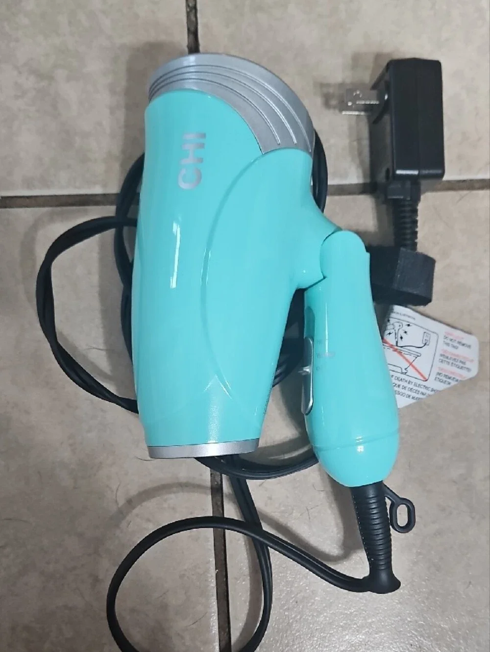 Chi compact styling